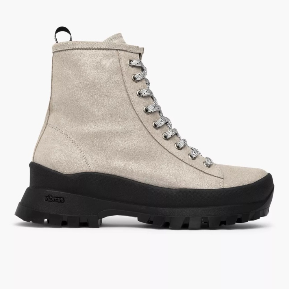 P448 Boots, size 37, metallic